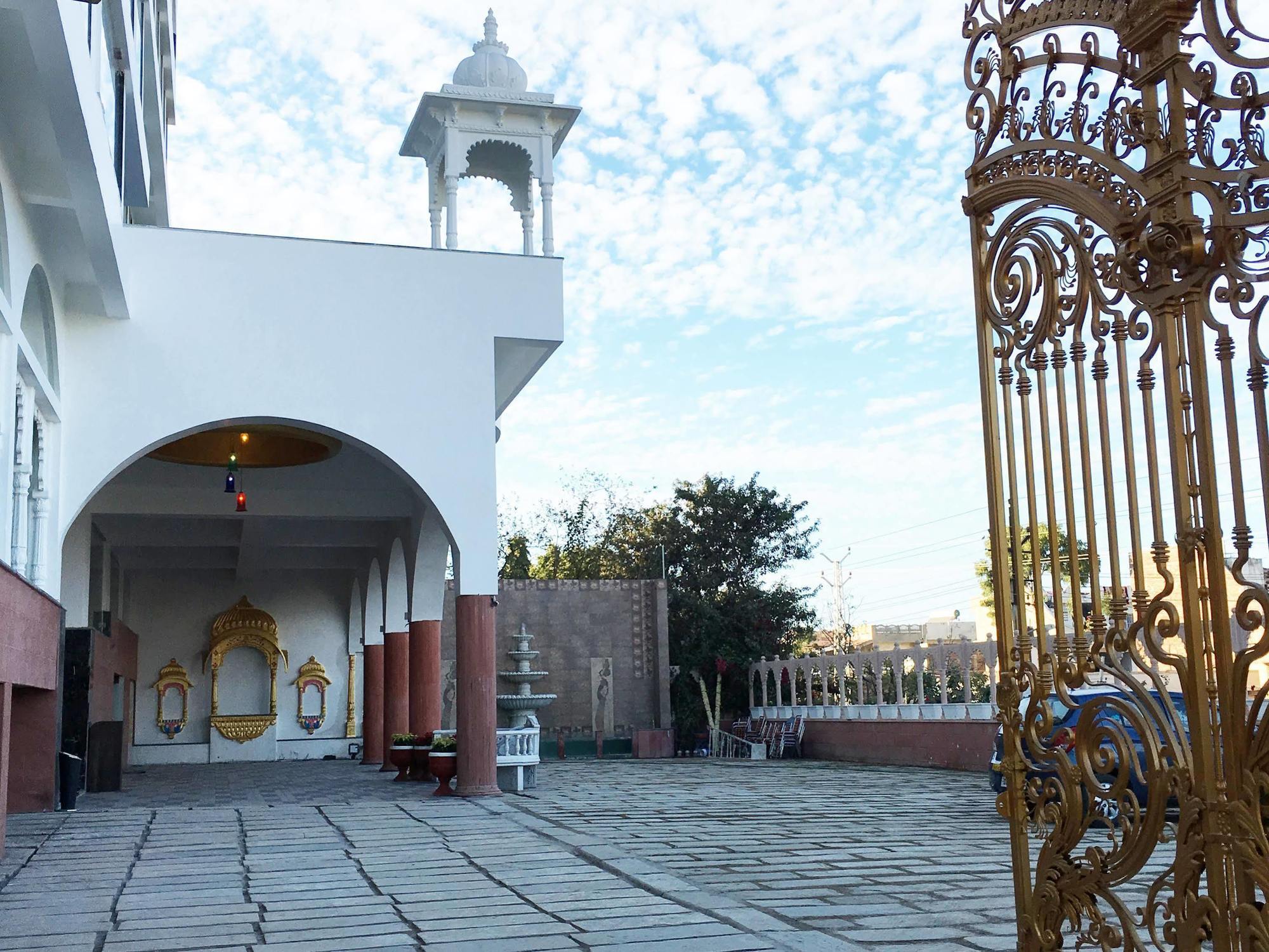 Mewargarh Udaipur By Red Lion S Ξενοδοχείο Εξωτερικό φωτογραφία