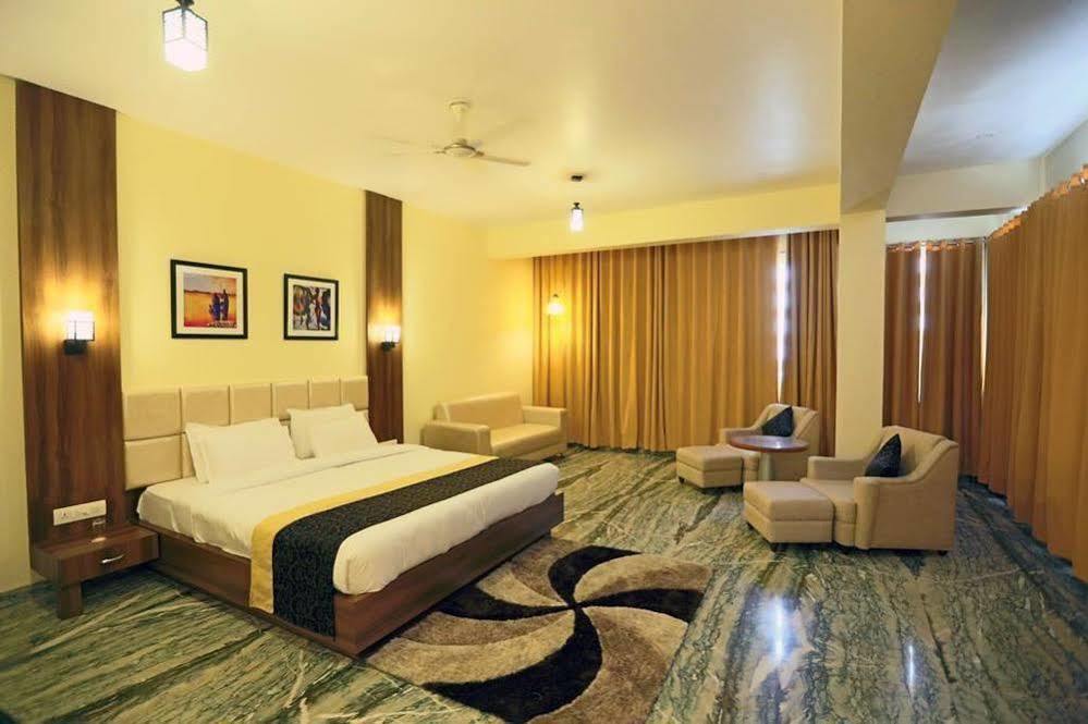 Mewargarh Udaipur By Red Lion S Ξενοδοχείο Εξωτερικό φωτογραφία