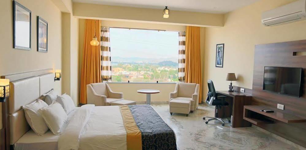 Mewargarh Udaipur By Red Lion S Ξενοδοχείο Εξωτερικό φωτογραφία